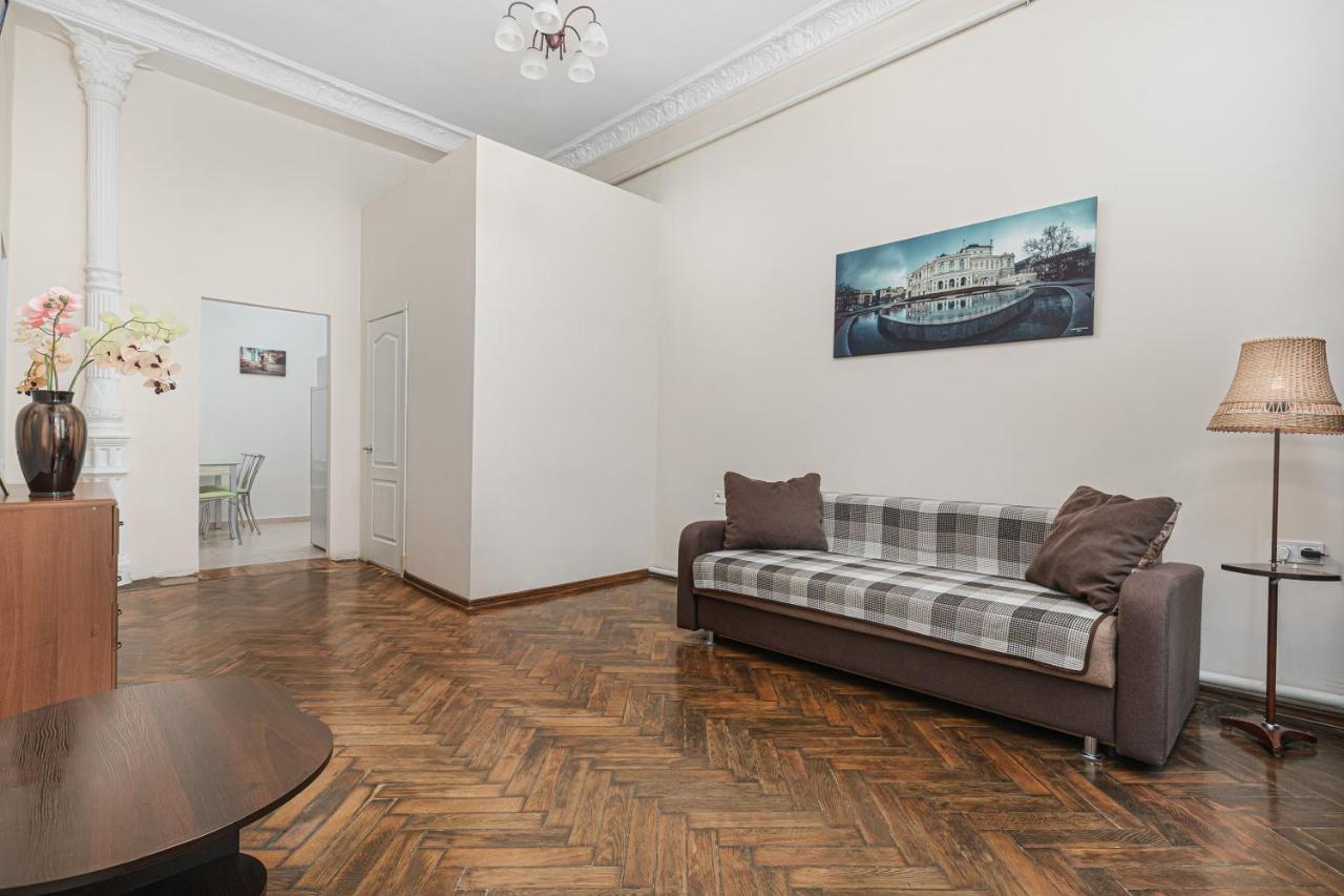 Nice Apartment In The City Center โอเดสซา ภายนอก รูปภาพ