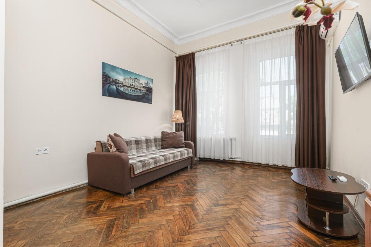 Nice Apartment In The City Center โอเดสซา ภายนอก รูปภาพ